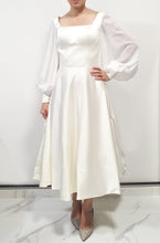 Load image into Gallery viewer, Open back bridal gown long sleeve Juliet sleeve A line backless wedding dress