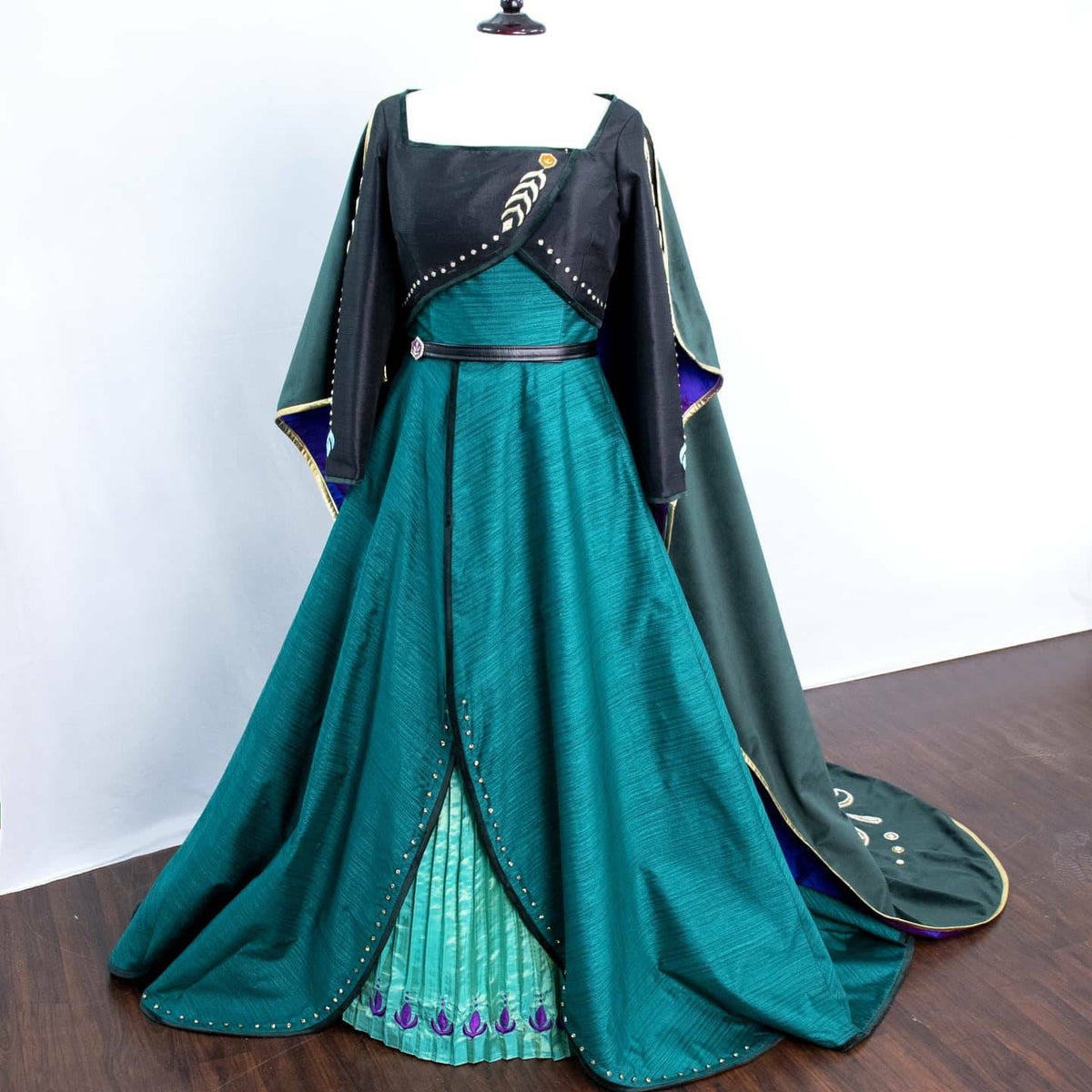 Queen Anna frozen 2 Dress Cosplay Costume MJcostume Queen Anna frozen 2 Dress Cosplay Costume MJcostume