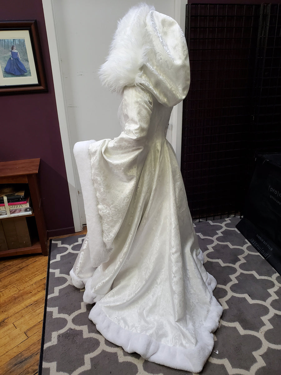 winter viking wedding dress Cosplay Game of Thrones Costume Custom Queen – MJcostume Size:40 Short all braided scalloped mary jane Wear this dress on