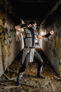 Smoke cosplay costume from The Ultimate Mortal Kombat ninja outfit Halloween costume