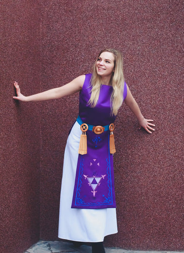 Princess Hilda Cosplay tunic apron costume from the Legend of Zelda halloween costume