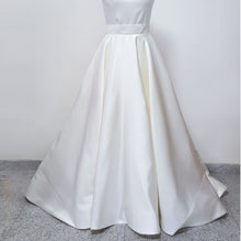 Load image into Gallery viewer, Maxi bridal skirt duchess satin wedding ballgown skirt with train bridal separates cosplay costume