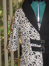 Load image into Gallery viewer, Cruella Dalmatian Coat Cosplay Costume for Teens/Adults