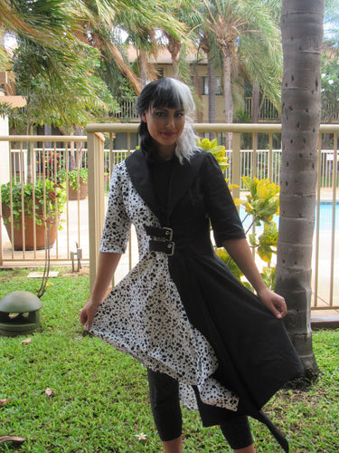 Cruella Dalmatian Coat Cosplay Costume for Teens/Adults