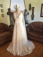 Load image into Gallery viewer, Silk Blend Game of Thrones Cosplay Daenerys Qarth Deluxe Costume