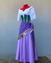 Load image into Gallery viewer, Esmeralda the hunchback of notre dame costume cosplay