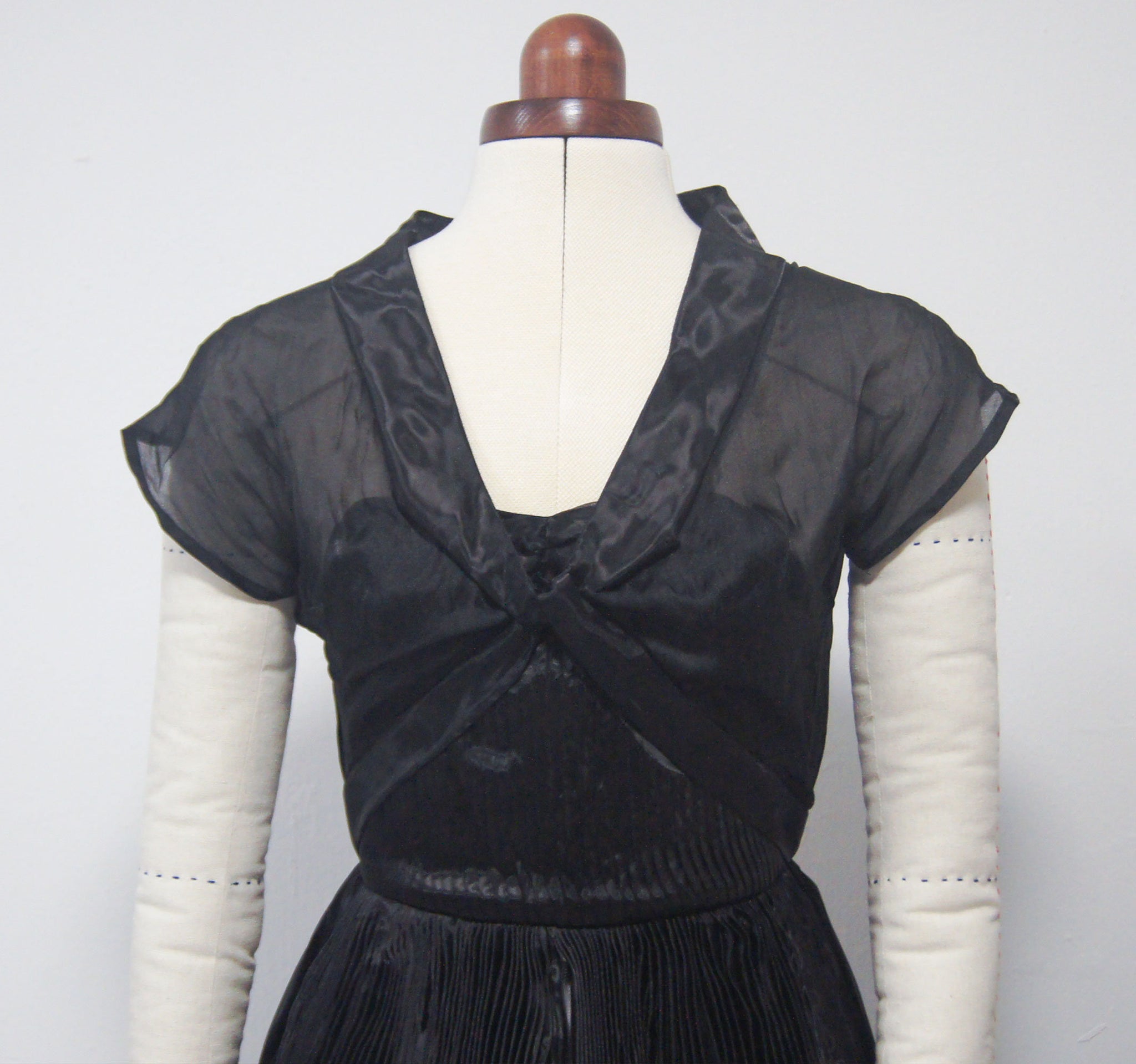 Vintage 50s Little Black Grace Kelly Rear window black dress MJcostume Vintage 50s Little Black Grace Kelly Rear window black dress MJcostume