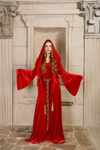 Lady Melisandre Elven dress A luxurious Game of Thrones reproduction made of bright red velvet