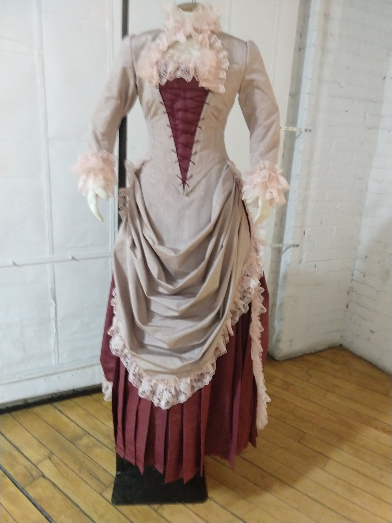 Late Victorian Bustle Dresses – MJcostume Late Victorian Bustle Dresses – MJcostume