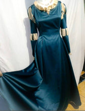 Load image into Gallery viewer, Merida Brave dress+brooch Princess Cosplay costume