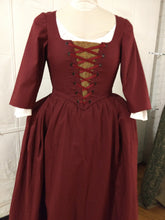 Load image into Gallery viewer, Outlander / Claire Fraser / Scottish / 18th century dress