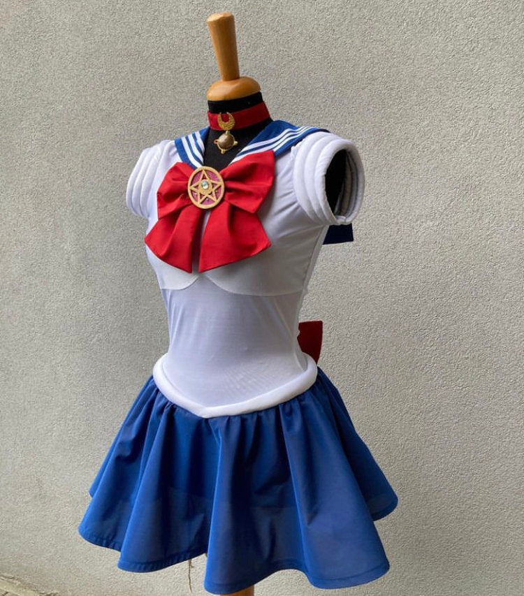 Sailor moon crystal cosplay