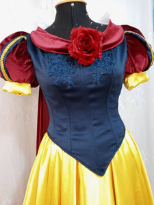 Princess Snow White cosplay costume
