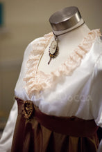 Load image into Gallery viewer, Rose Dewitt Bukater Titanic Rose dress