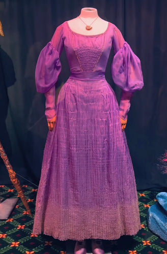 Ursula live action cosplay Vanessa little mermaid dress