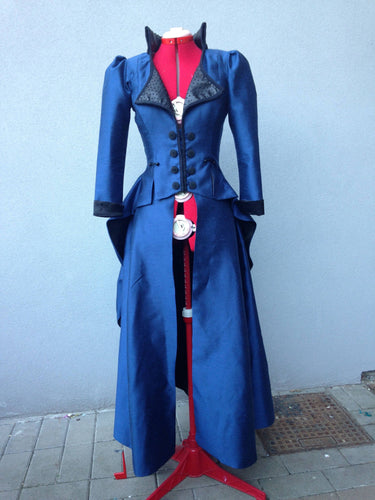 Regina once upon a time Ouat blue dress