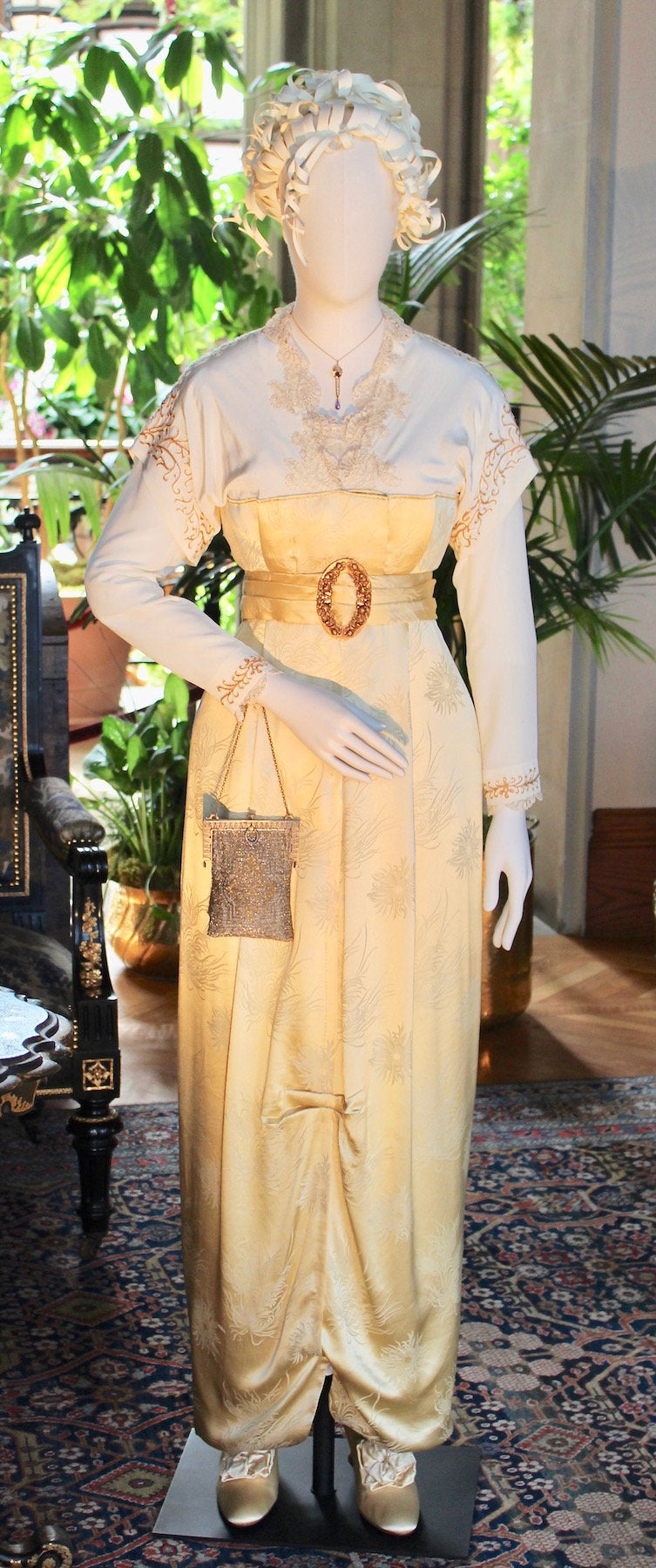 Delightful Velvet Titanic Belle Epoque Edwardian yellow titanic strolling dress